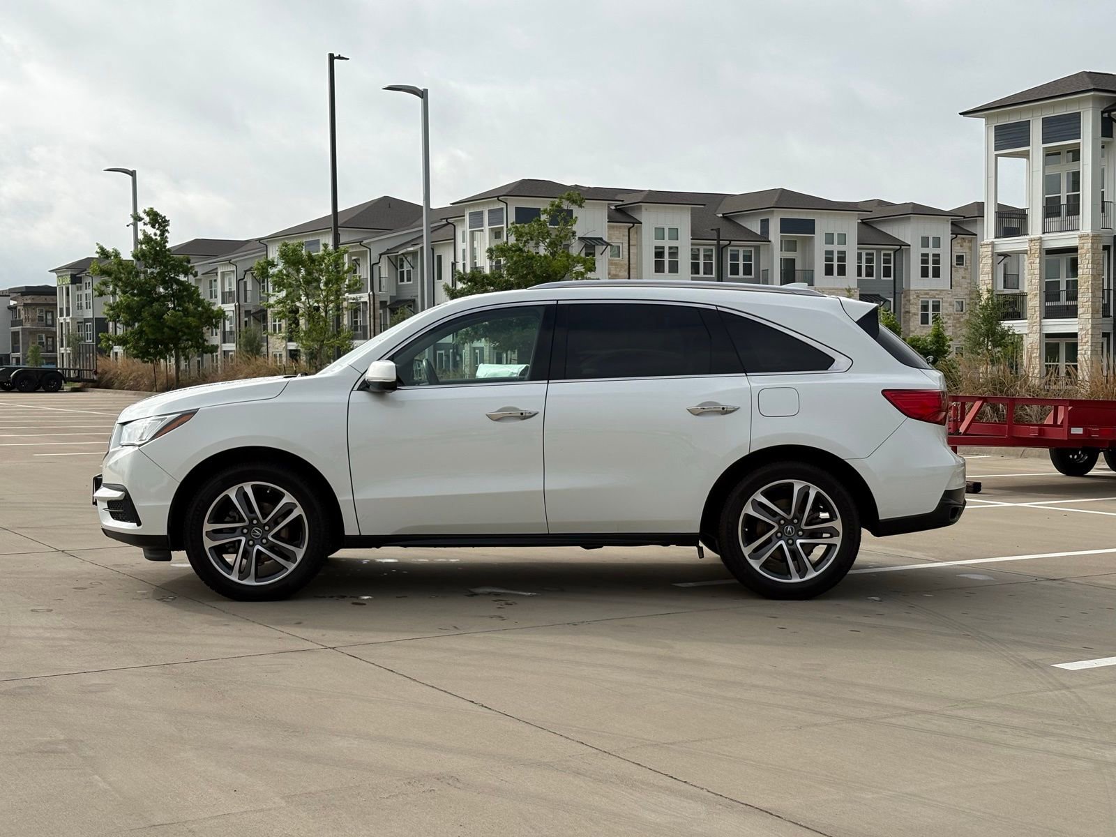 Used 2018 Acura MDX FWD w/ Advance Package image 4