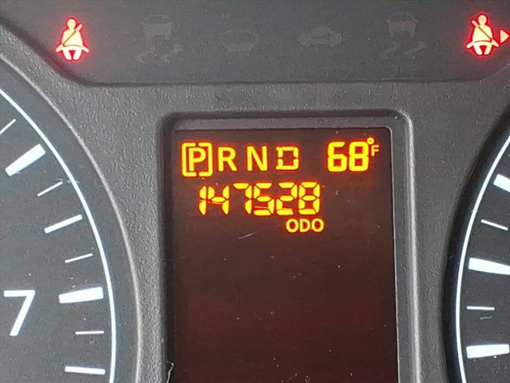 Used 2016 Nissan NV 2500 SV w/ Back Door Glass Package image 25