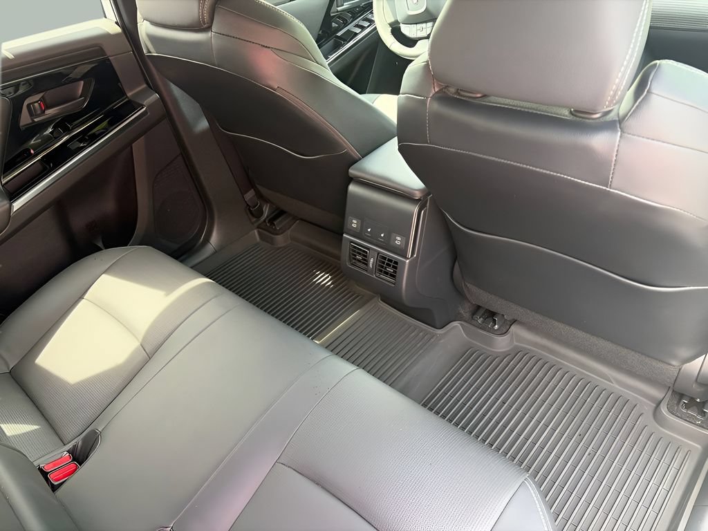 Certified 2023 Subaru Solterra AWD image 15