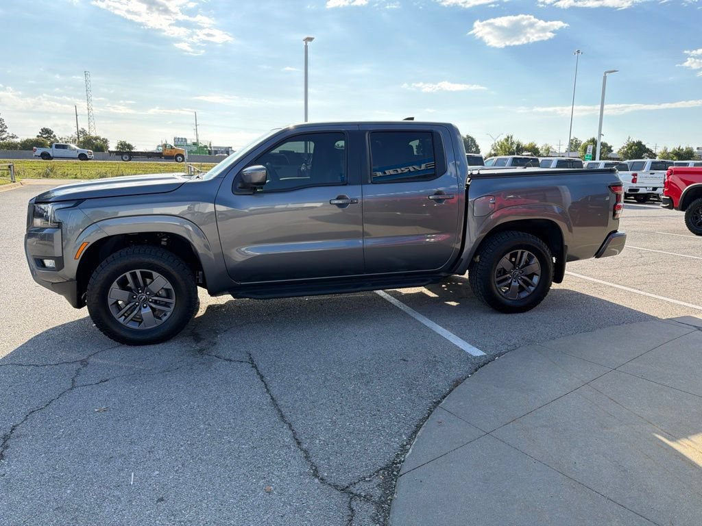 Used 2025 Nissan Frontier SV w/ SV Convenience Package AWD/4WD image 6
