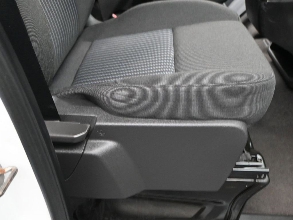 Used 2016 Ford Transit 350 XL image 27