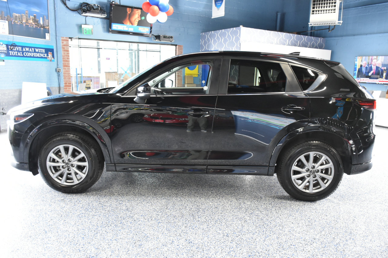 Used 2024 MAZDA CX-5 AWD 2.5 S w/ Select Package image 11