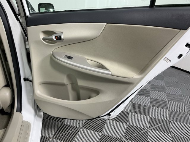 Used 2011 Toyota Corolla LE FWD image 13