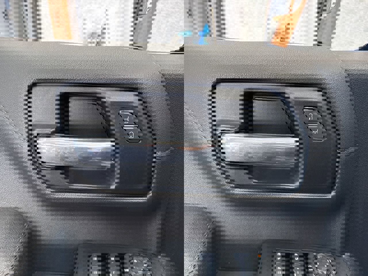 Used 2019 Chevrolet Silverado 1500 LT w/ All-Star Edition image 33