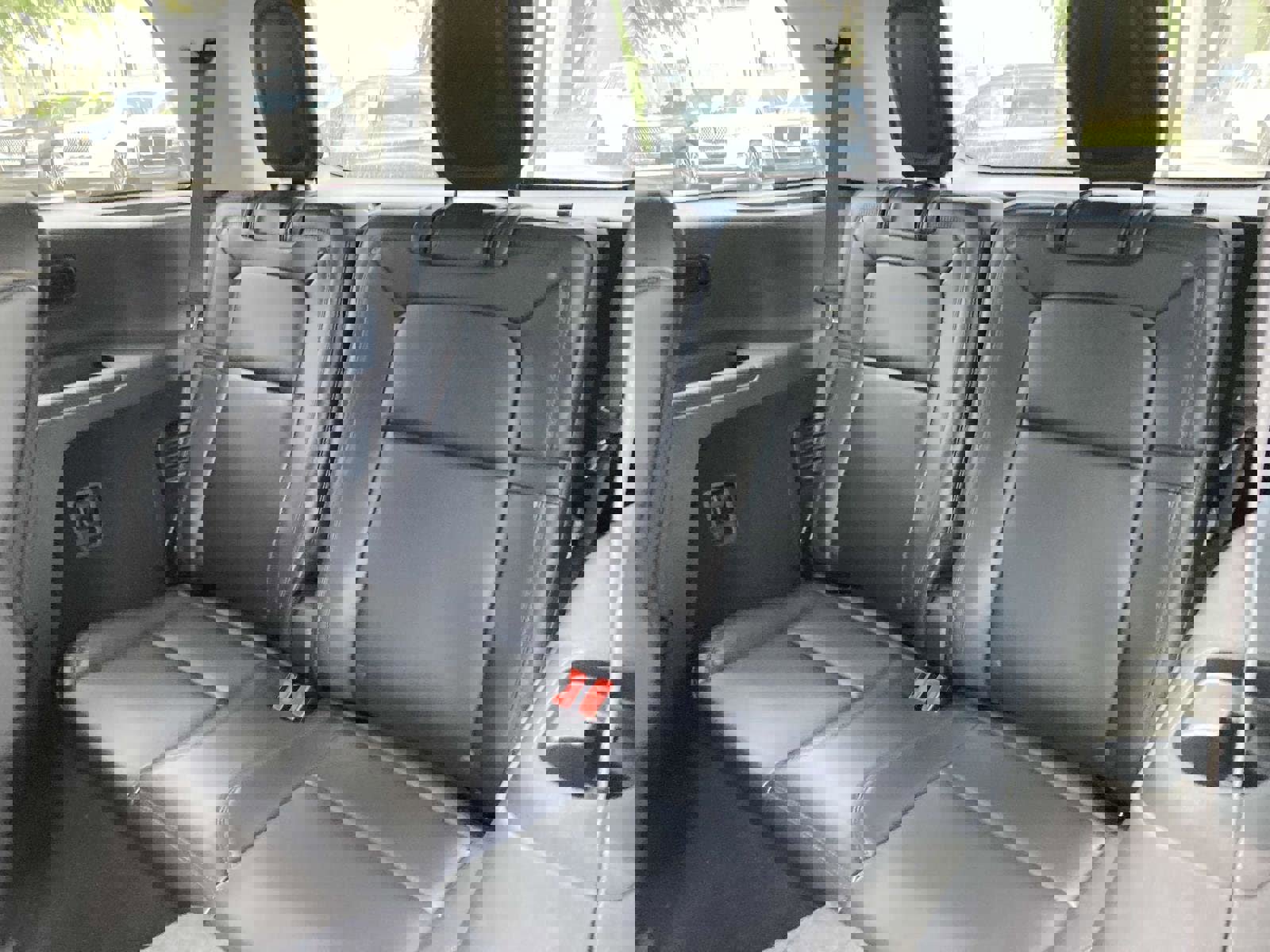 New 2025 Lincoln Aviator Reserve w/ Jet Appearance Package image 18