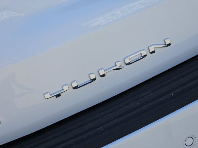 New 2026 GMC Yukon XL Denali w/ Sun & Power Step Package AWD/4WD image 7