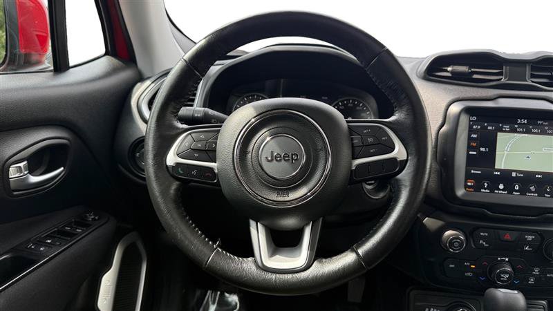 Used 2018 Jeep Renegade Latitude w/ UConnect 8.4 Nav Group AWD/4WD image 13