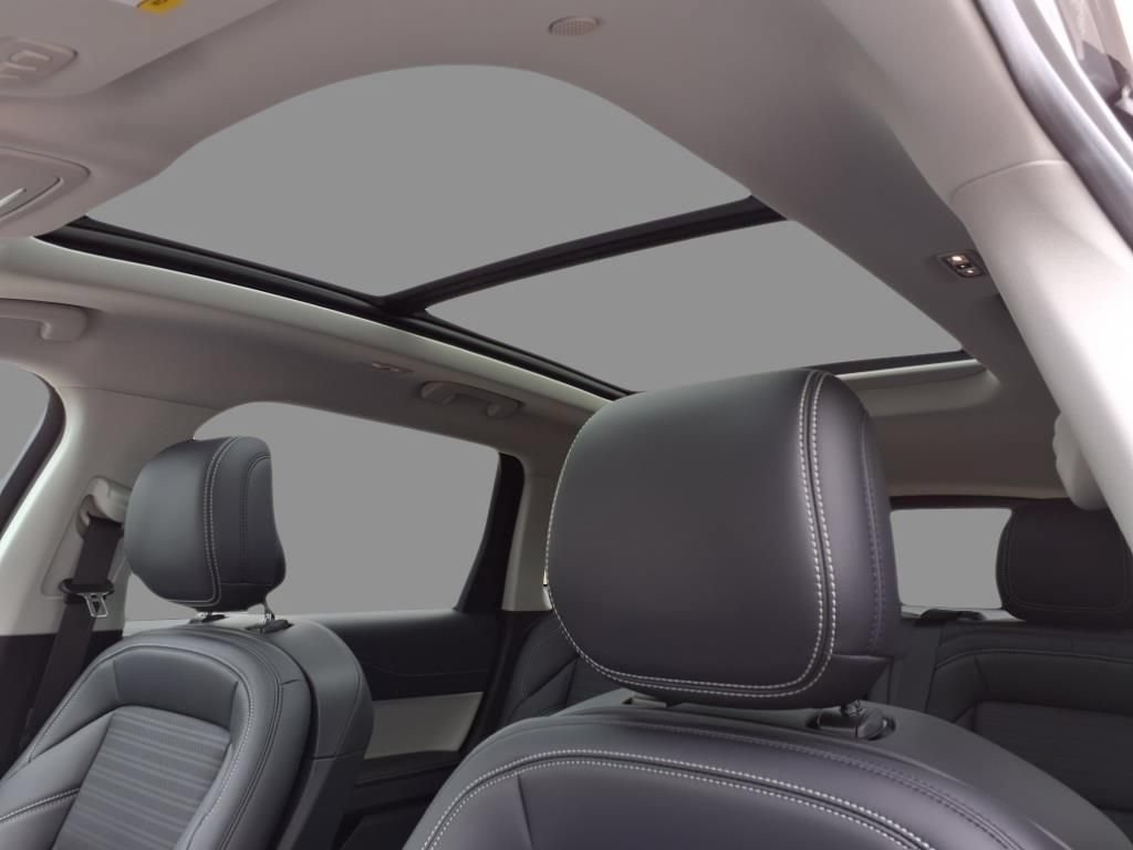 New 2025 Lincoln Nautilus Reserve AWD/4WD image 18