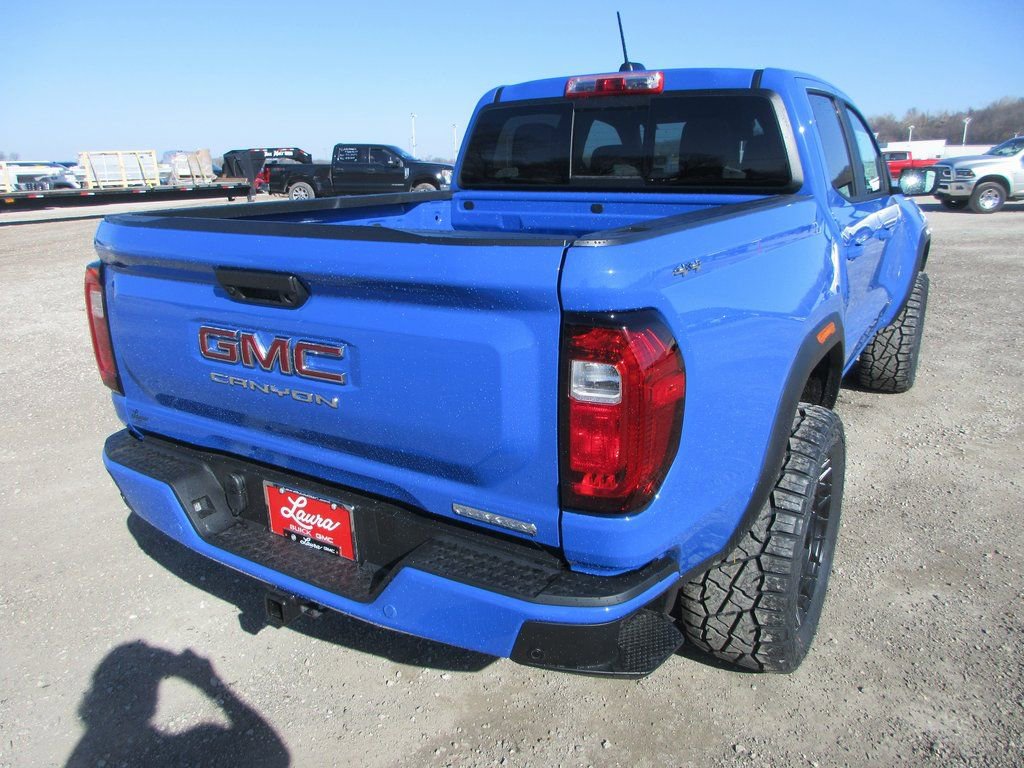 New 2026 GMC Canyon Elevation w/ Convenience Package image 5