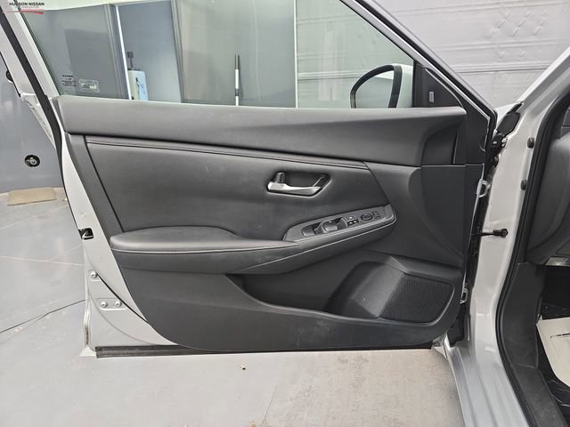 Used 2020 Nissan Sentra SV image 24