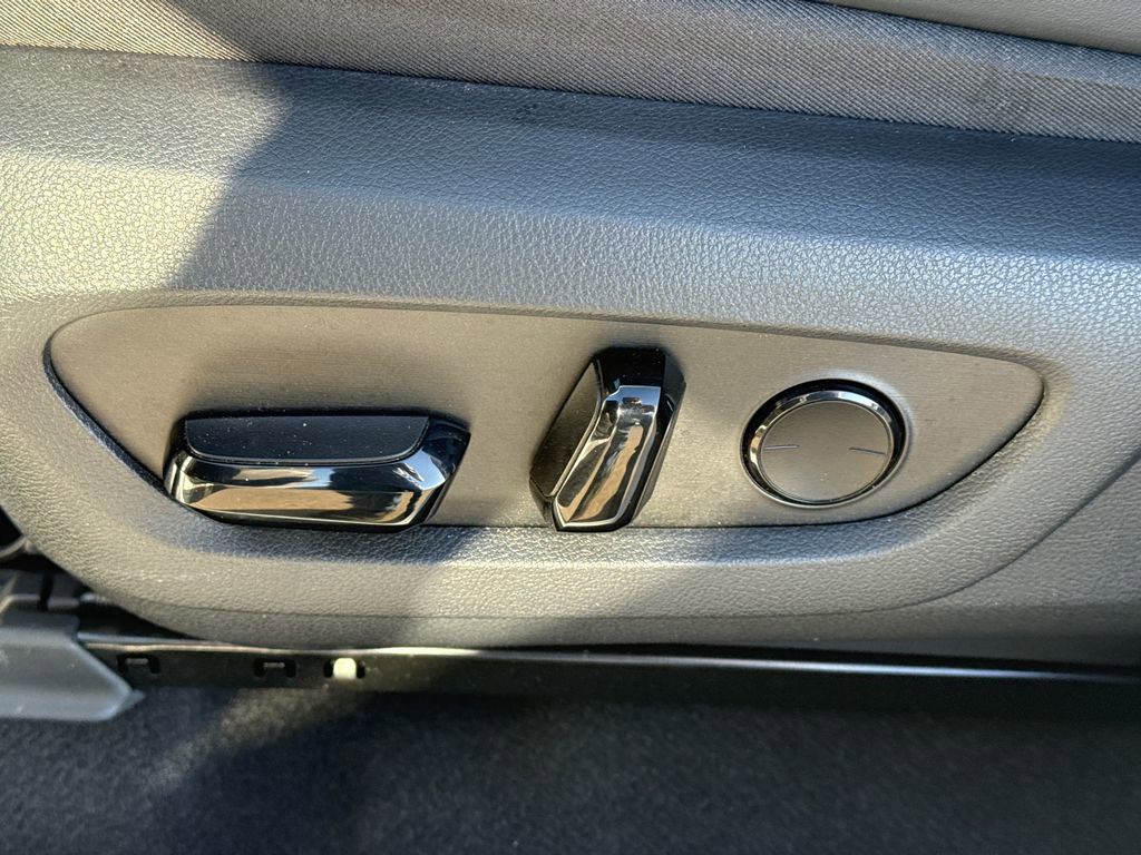 Used 2024 Lexus RX 500h F Sport w/ Convenience Package image 22