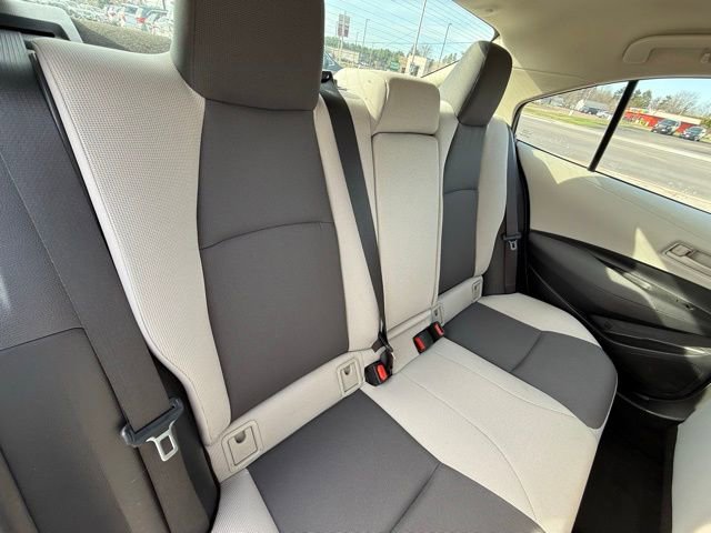 Used 2023 Toyota Corolla LE image 21