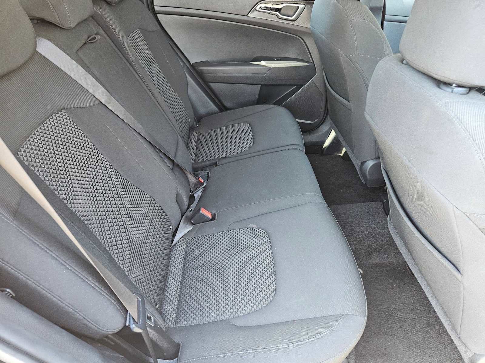 Certified 2024 Kia Sportage LX FWD image 19