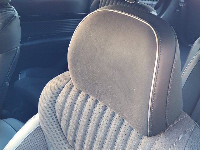 Used 2025 Hyundai Palisade Calligraphy image 14