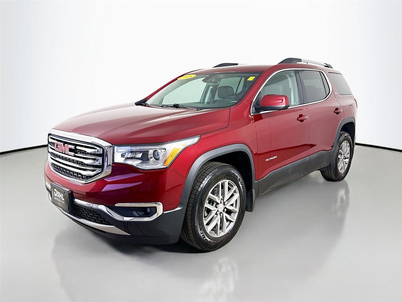 Used 2018 GMC Acadia SLE w/ Driver Alert Package I AWD/4WD image 4
