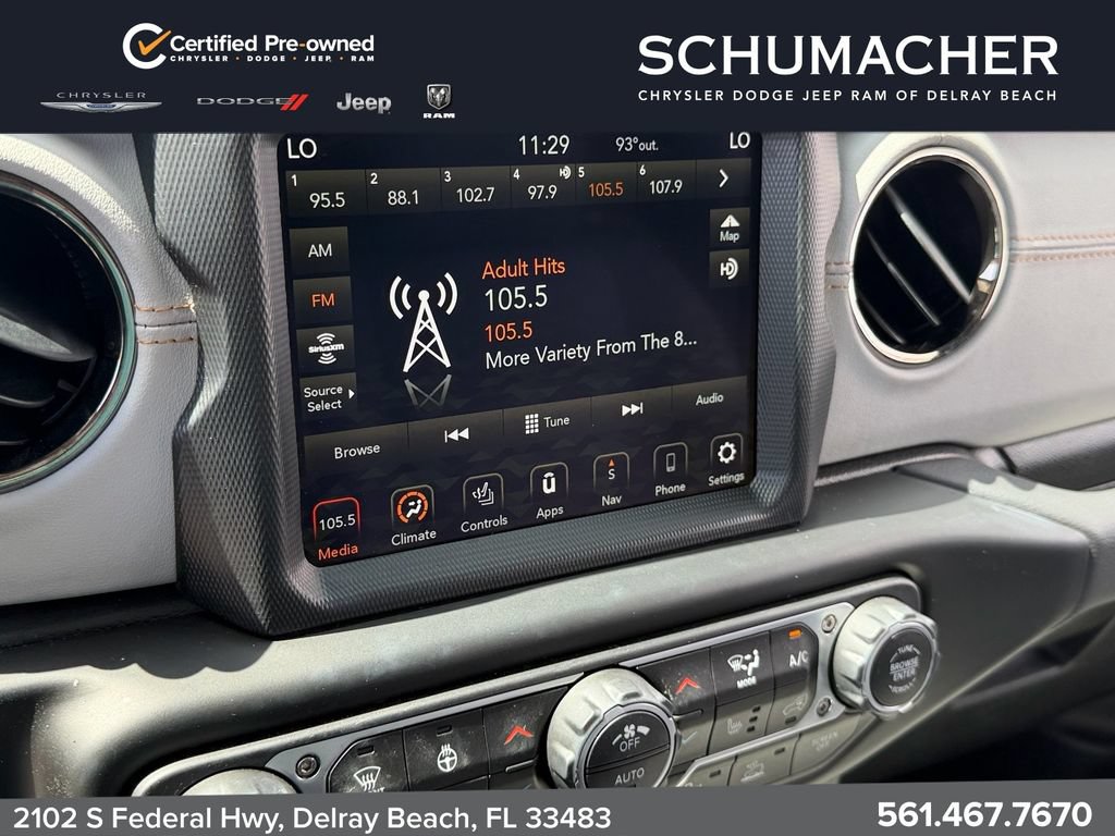 Used 2023 Jeep Wrangler Unlimited Sahara AWD/4WD image 18