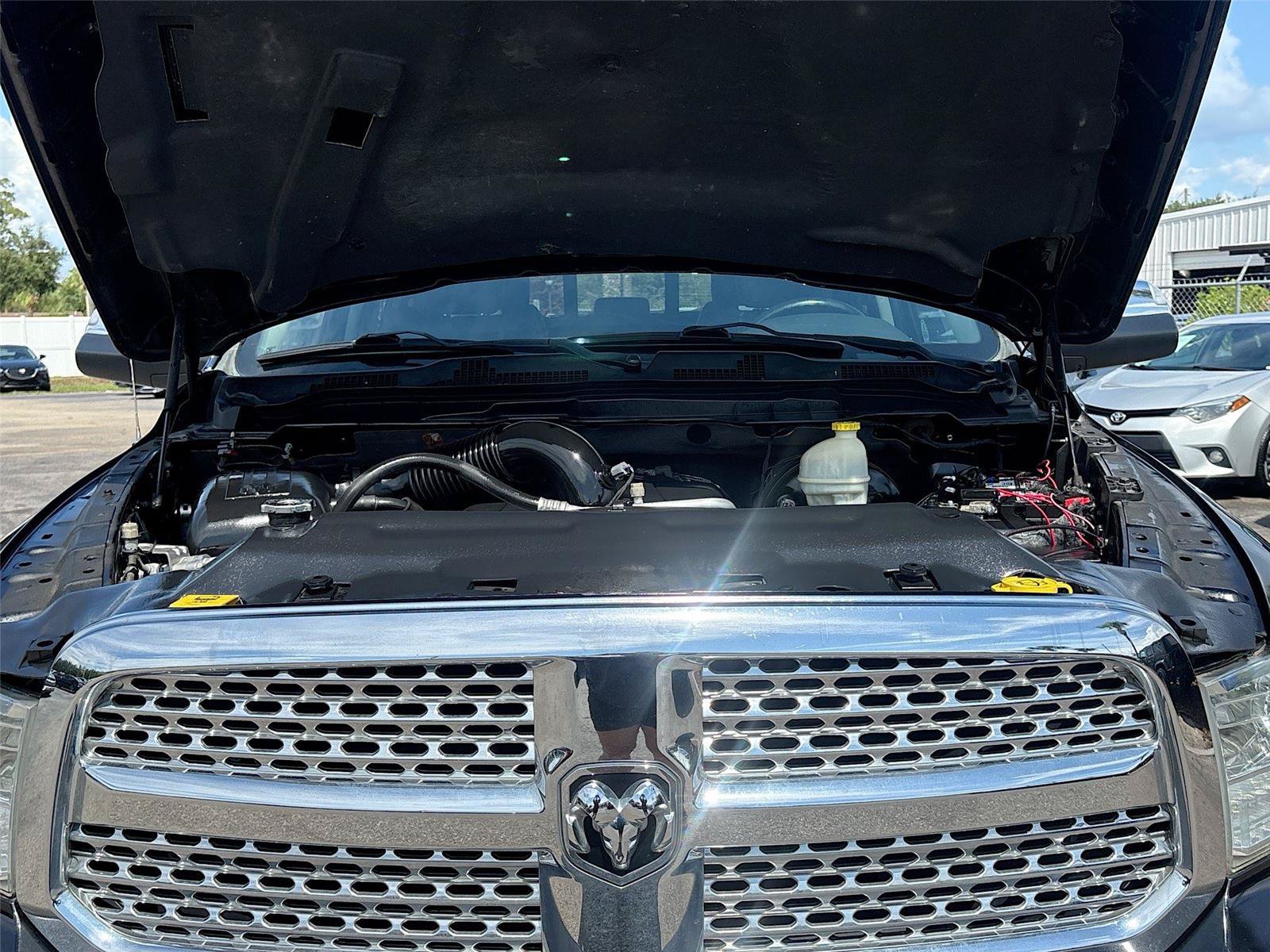 Used 2015 RAM 1500 Laramie w/ Convenience Group AWD/4WD image 33