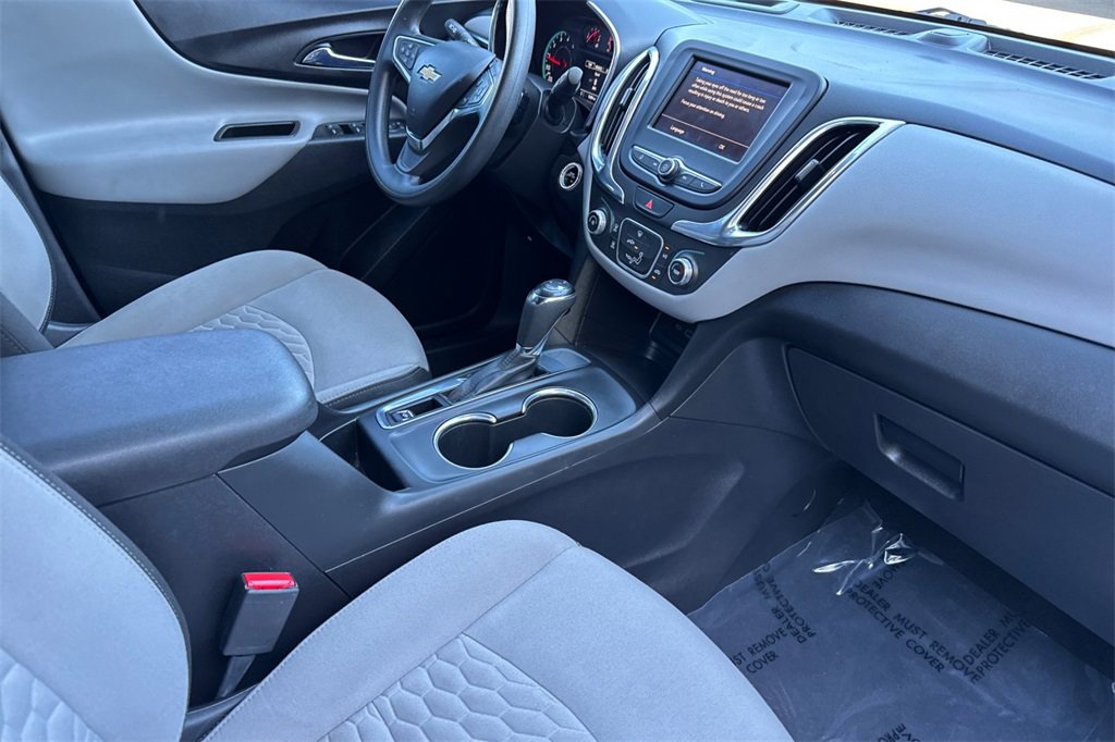 Used 2020 Chevrolet Equinox LS image 21