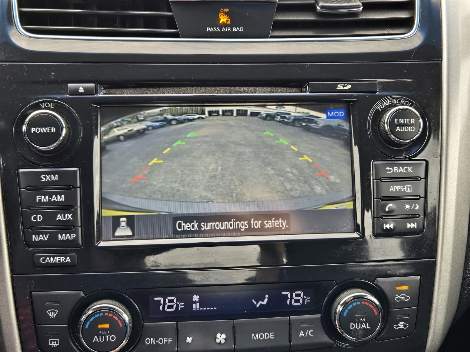 Used 2014 Nissan Altima 2.5 SL w/ Technology Package image 15