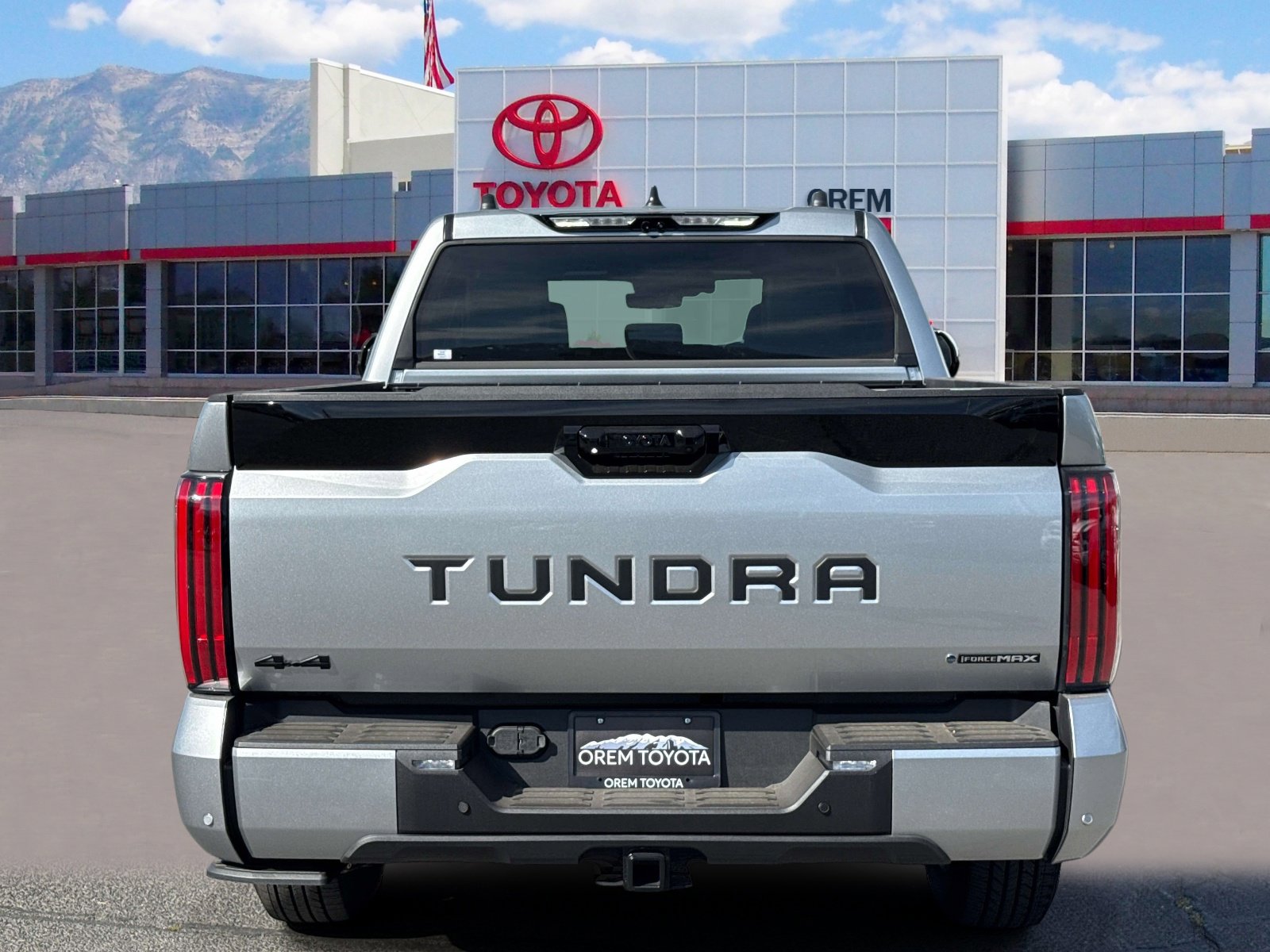 New 2026 Toyota Tundra Platinum w/ Tow Tech Package image 4