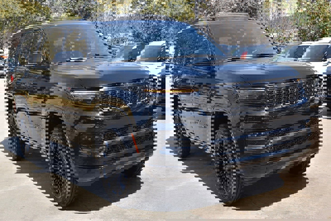 Used 2022 Jeep Grand Wagoneer Series II w/ Quick Order Packagew 28T image 4