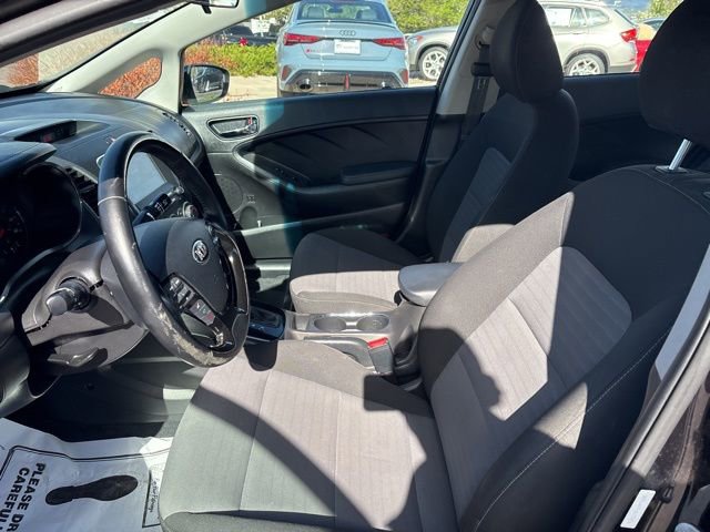 Used 2018 Kia Forte S FWD image 11