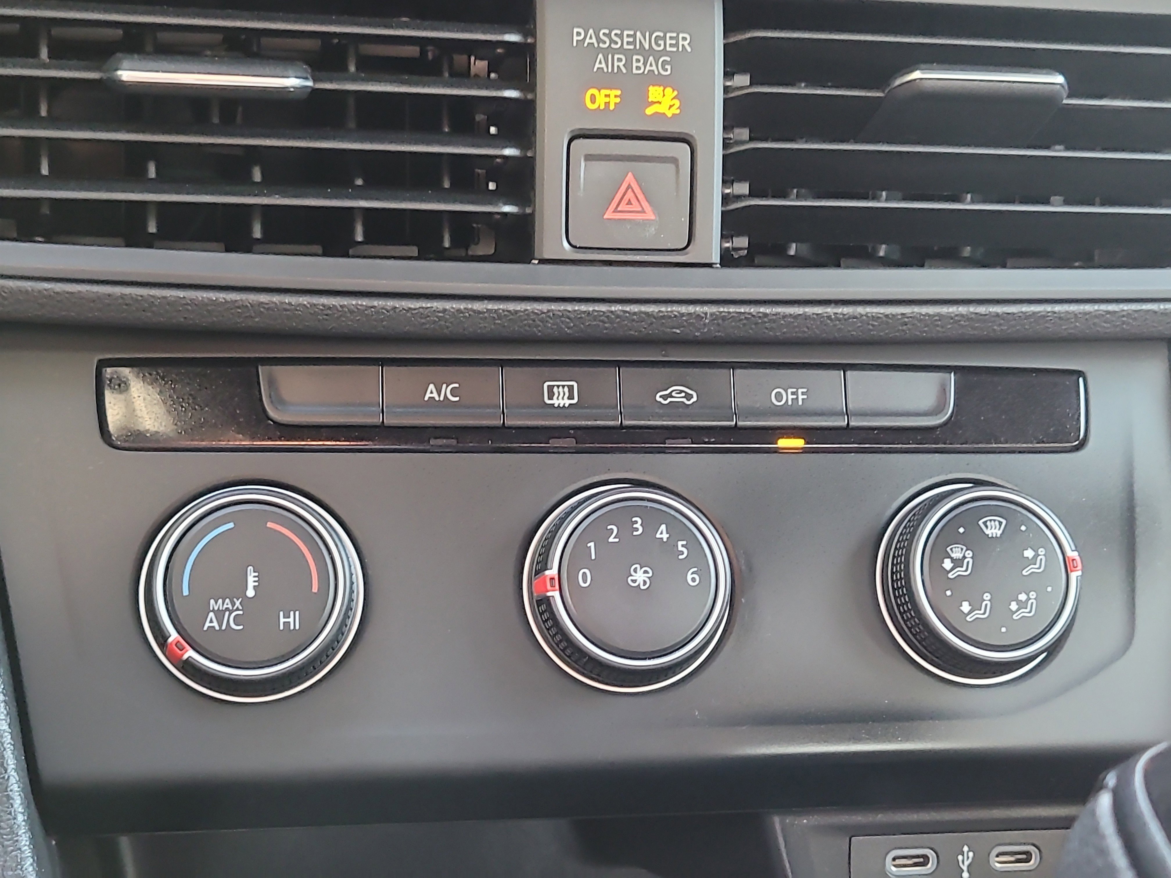 Used 2023 Volkswagen Jetta Sport image 22