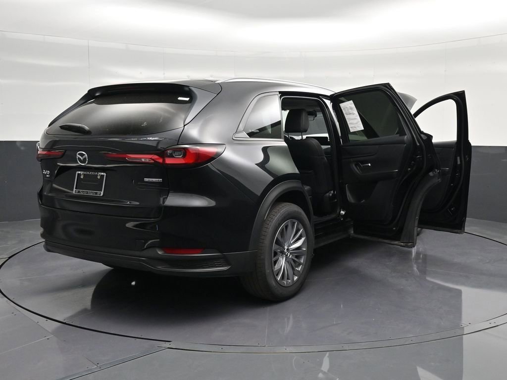 Used 2025 MAZDA CX-90 3.3 Turbo w/ Select Package image 17
