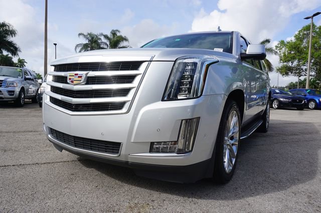 Used 2019 Cadillac Escalade ESV Luxury image 19