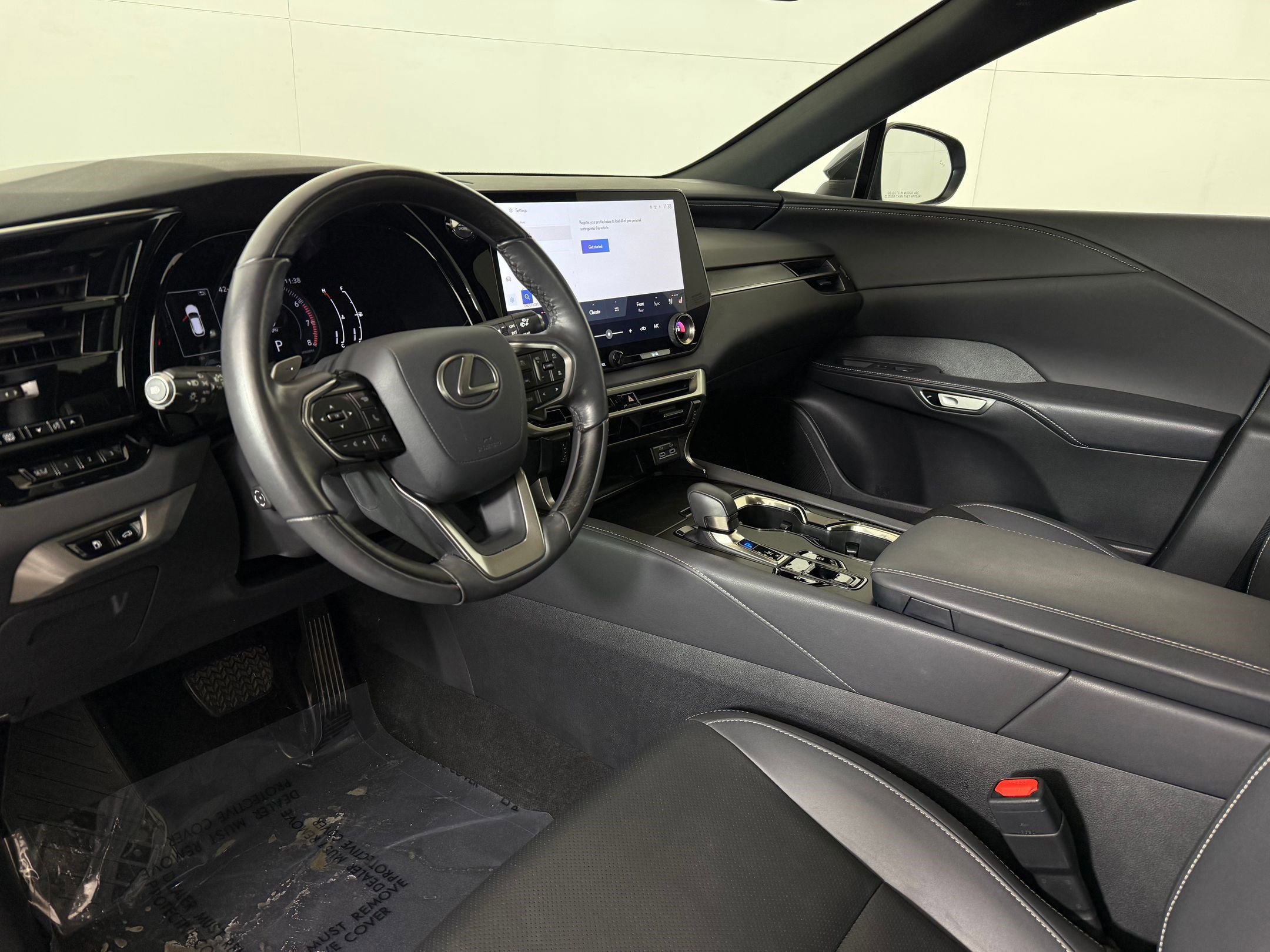 Used 2024 Lexus RX 350 Premium w/ Cold Area Package image 4