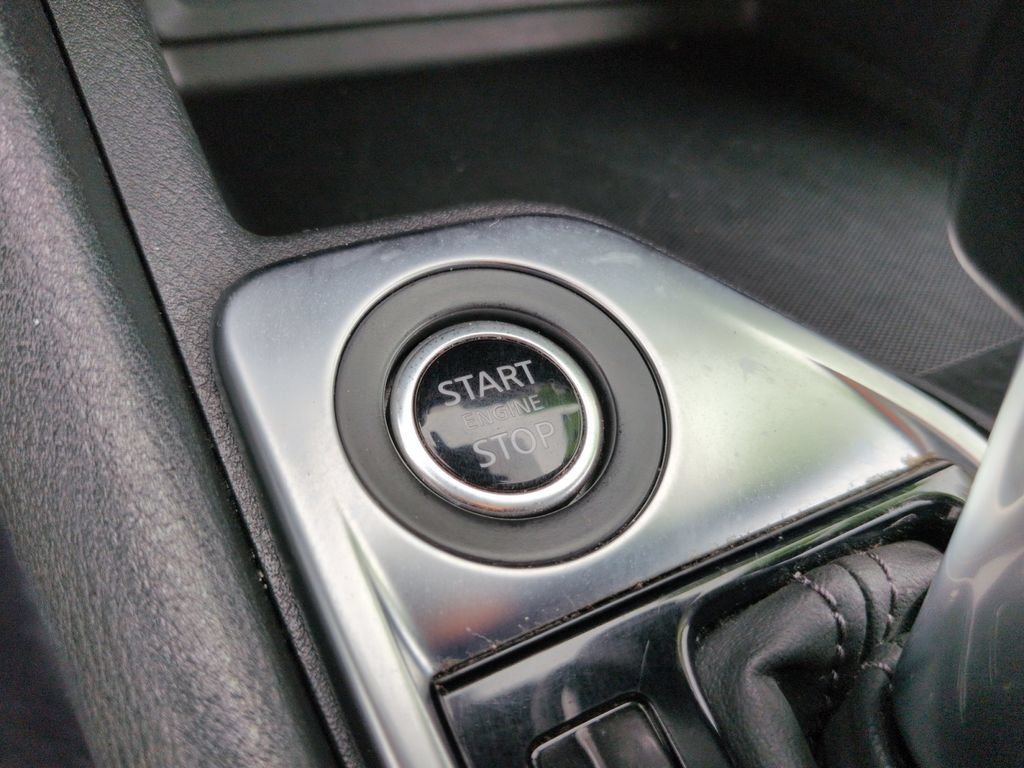 Used 2025 Nissan Sentra SV FWD image 16