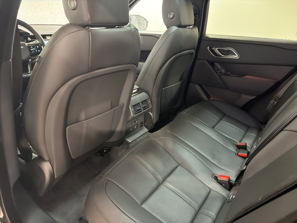 New 2026 Land Rover Range Rover Velar Dynamic SE image 21