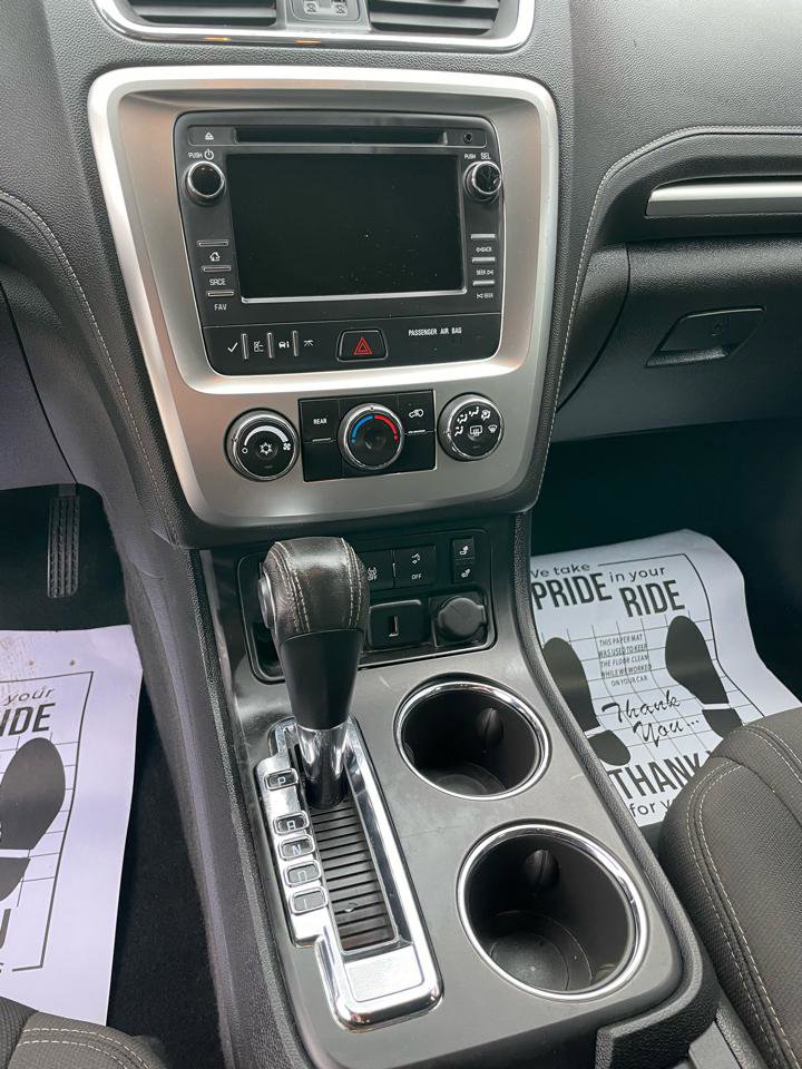 Used 2016 GMC Acadia SLE image 9