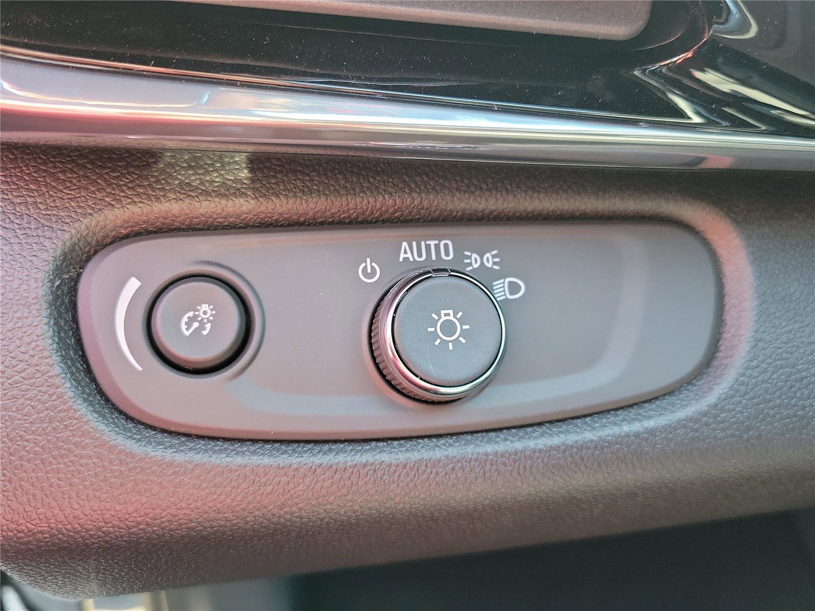 New 2026 Buick Envista Sport Touring w/ Convenience I Package image 21