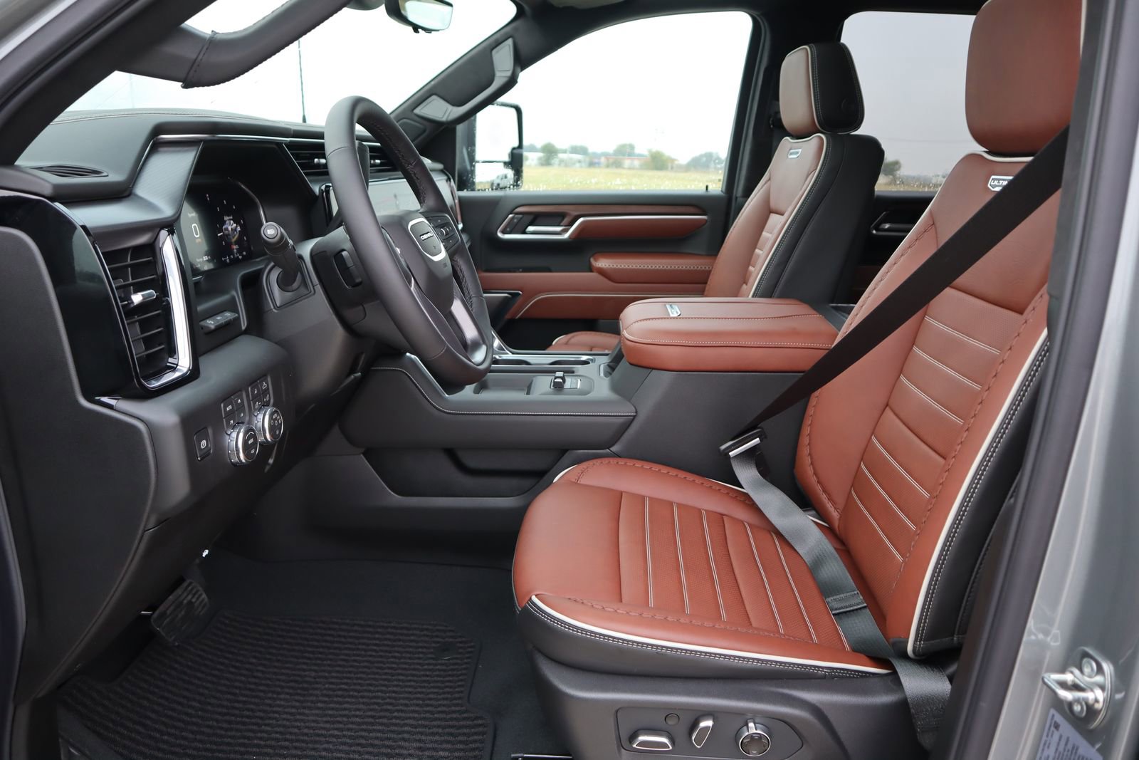 New 2026 GMC Sierra 2500 Denali Ultimate image 10