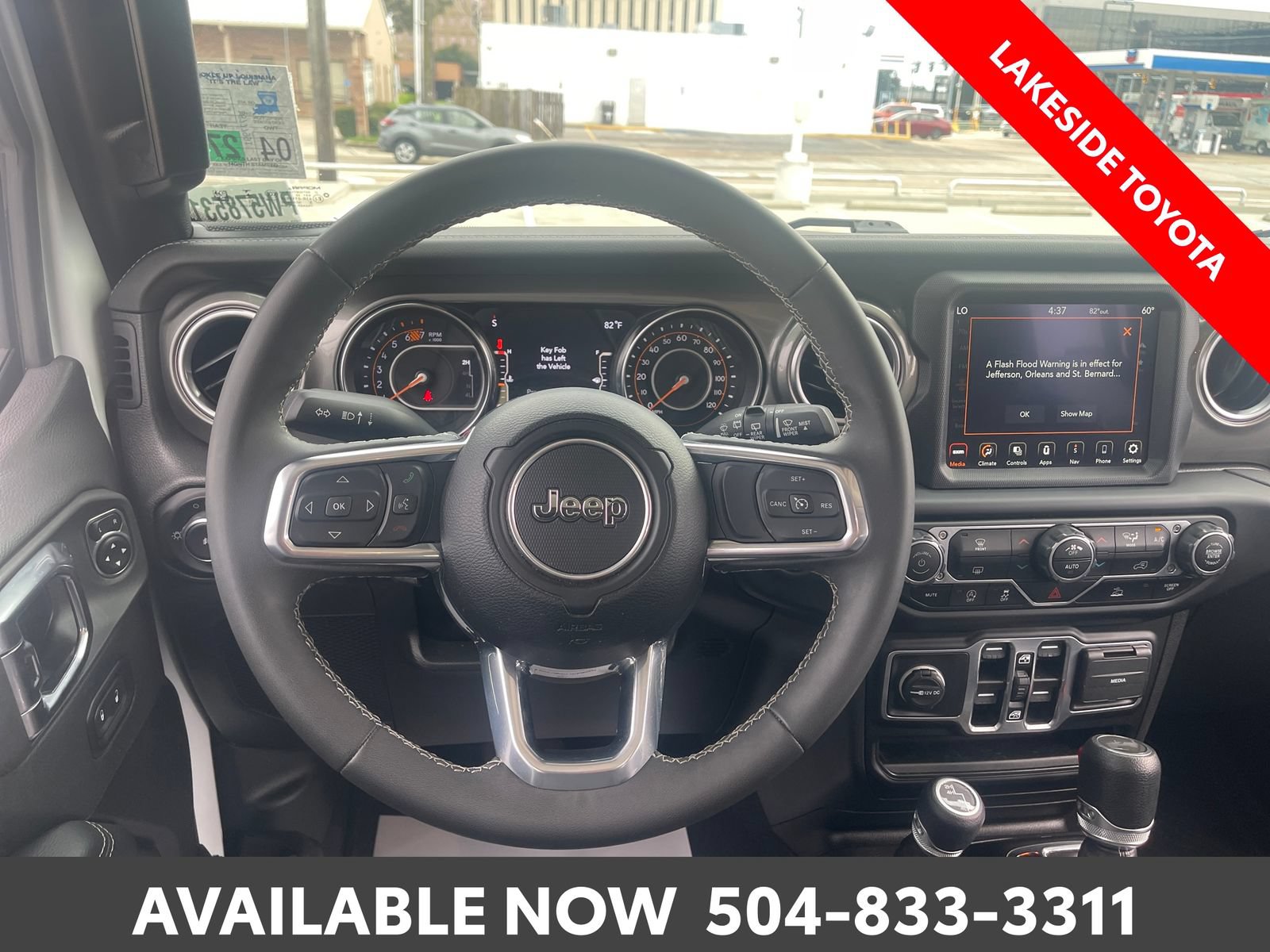 Used 2023 Jeep Wrangler Unlimited Sahara AWD/4WD image 23