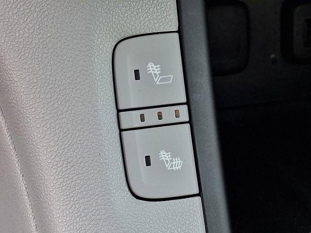 Used 2017 GMC Acadia SLT image 23