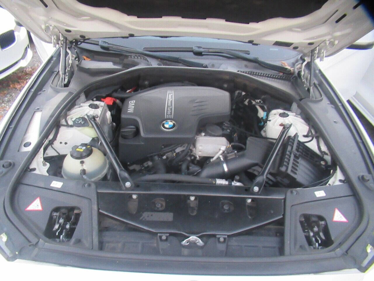 Used 2015 BMW 528i xDrive Sedan AWD/4WD image 14