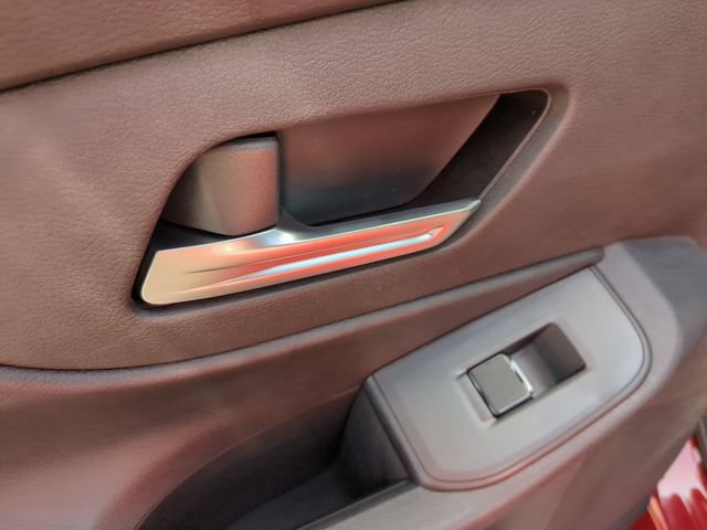 New 2026 Nissan Sentra SV w/ SV Convenience Package FWD image 23