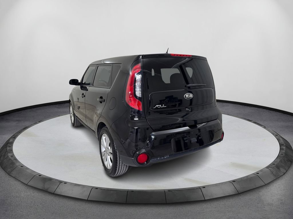 Used 2016 Kia Soul + image 7