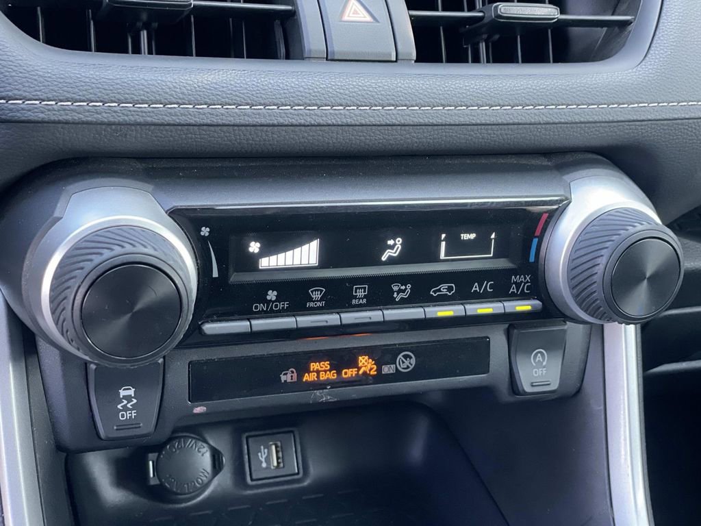 Used 2024 Toyota RAV4 LE image 13