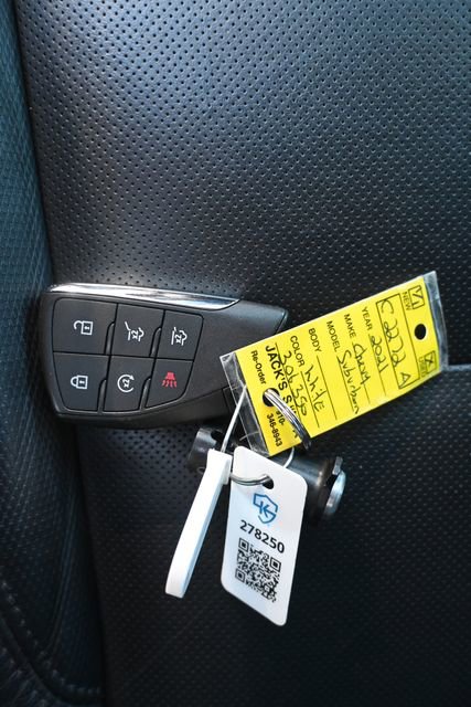 Used 2021 Chevrolet Suburban RST w/ Luxury Package image 29