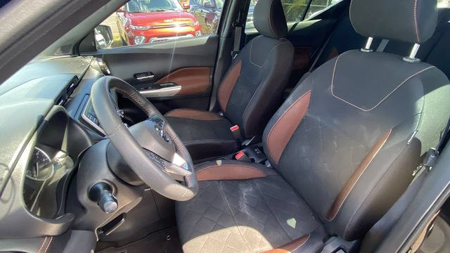 Used 2018 Nissan Kicks SR FWD image 18