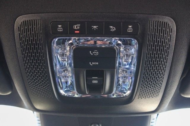 New 2025 Mercedes-Benz EQB 300 4MATIC image 16