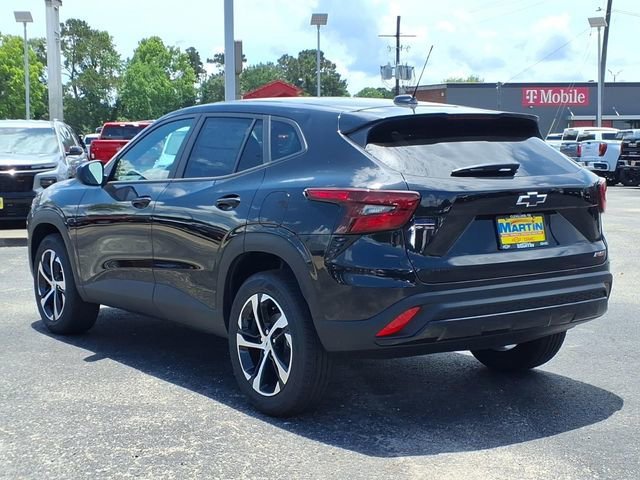 New 2026 Chevrolet Trax RS FWD image 7