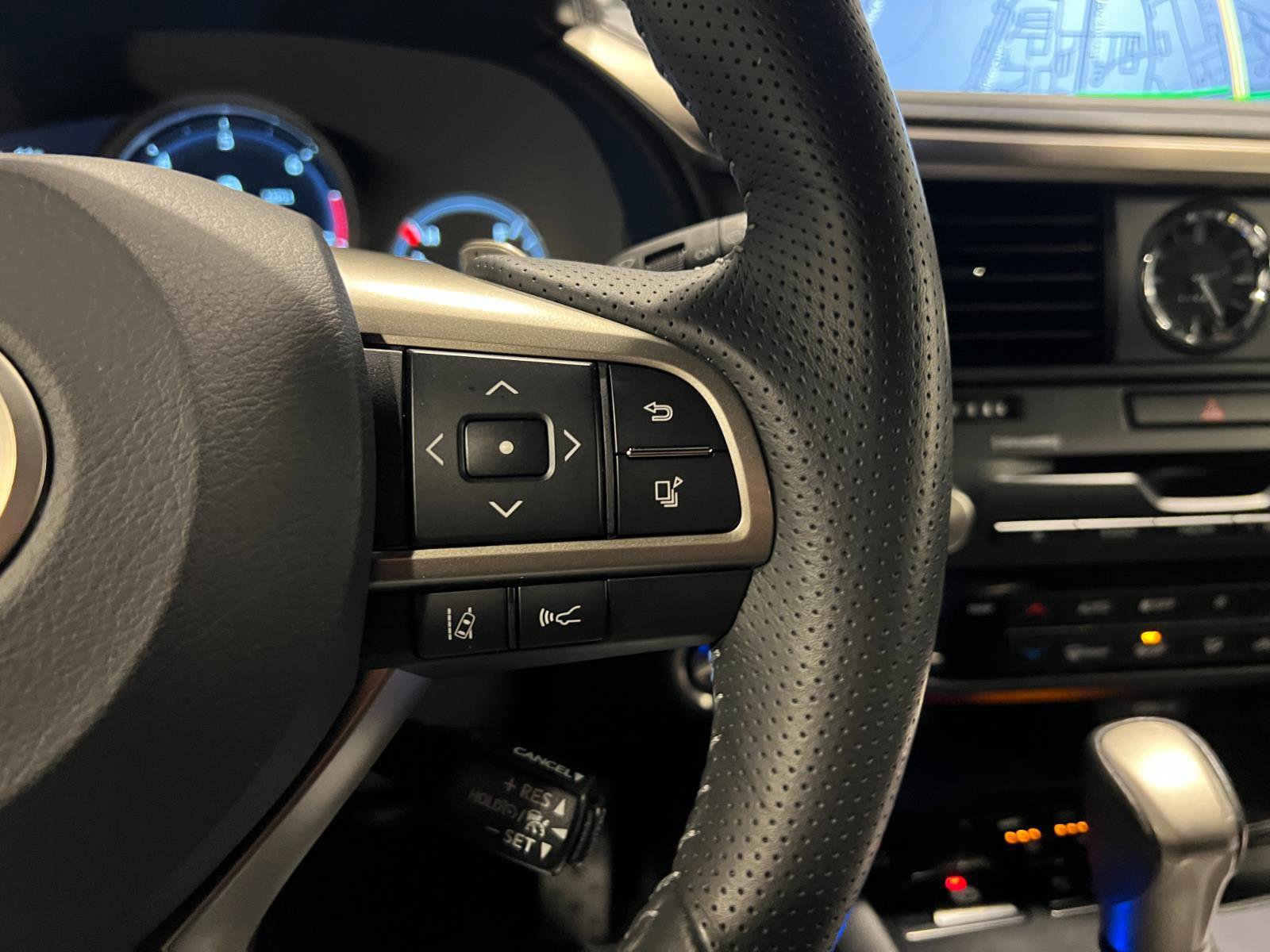 Used 2022 Lexus RX 350 F Sport w/ Accessory Package image 14