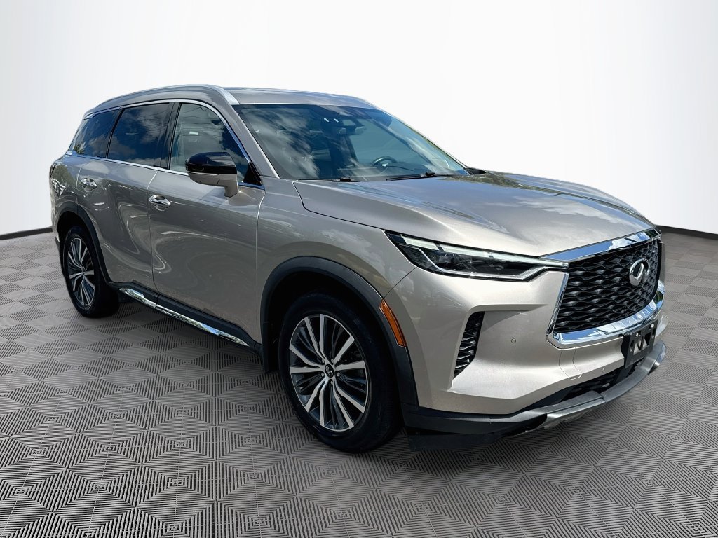 Certified 2023 INFINITI QX60 Sensory w/ Vision Package AWD/4WD image 4