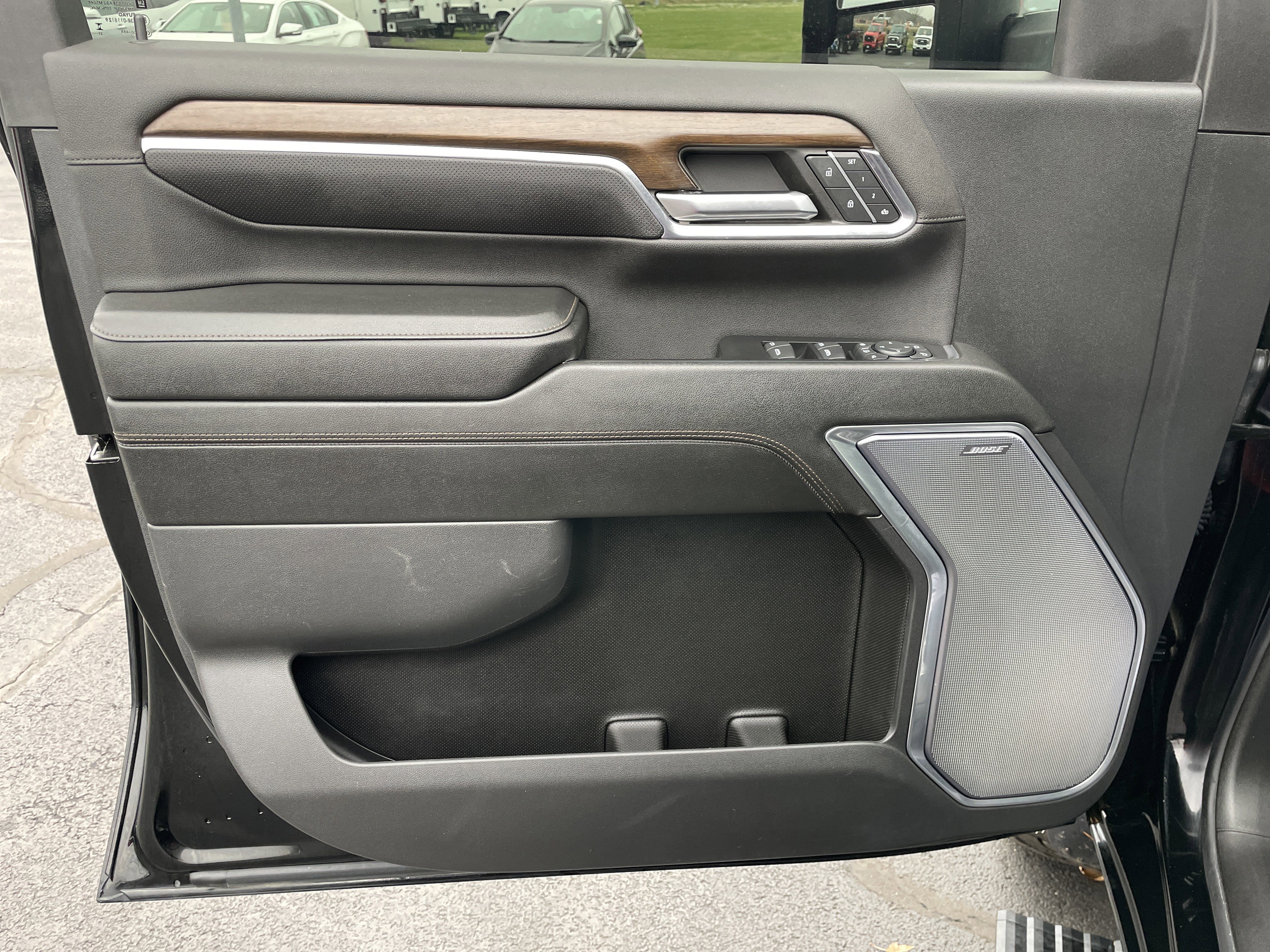 Used 2024 Chevrolet Silverado 2500 High Country w/ Midnight Edition image 10