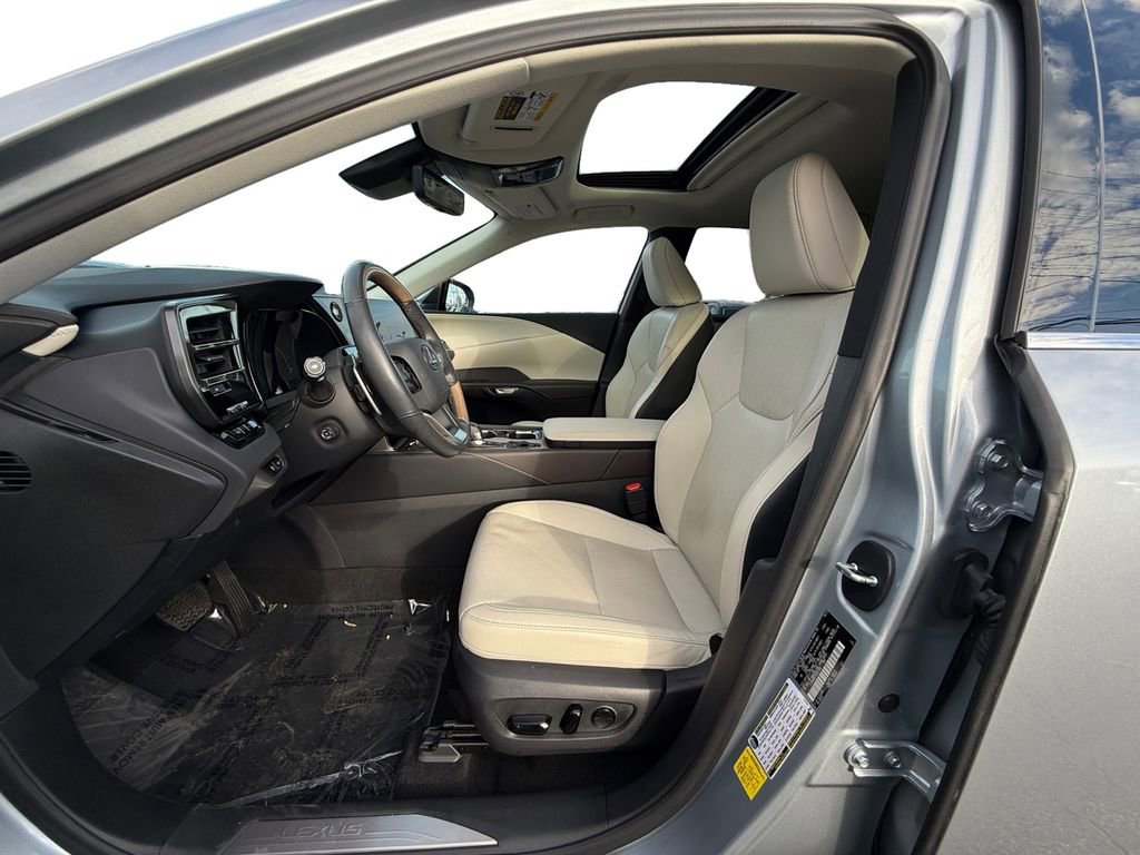 Used 2023 Lexus RX 350 Premium Plus image 9