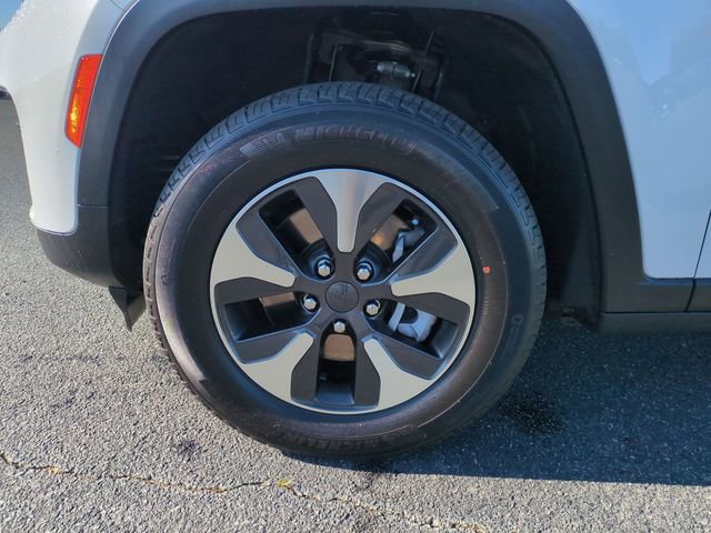 Used 2023 Jeep Grand Cherokee 4WD 4xe image 10